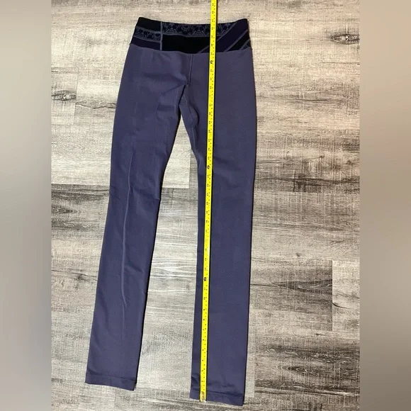 LULULEMON Skinny Groove Pant - Full-On Luon in Nightfall - Picture 7 of 8